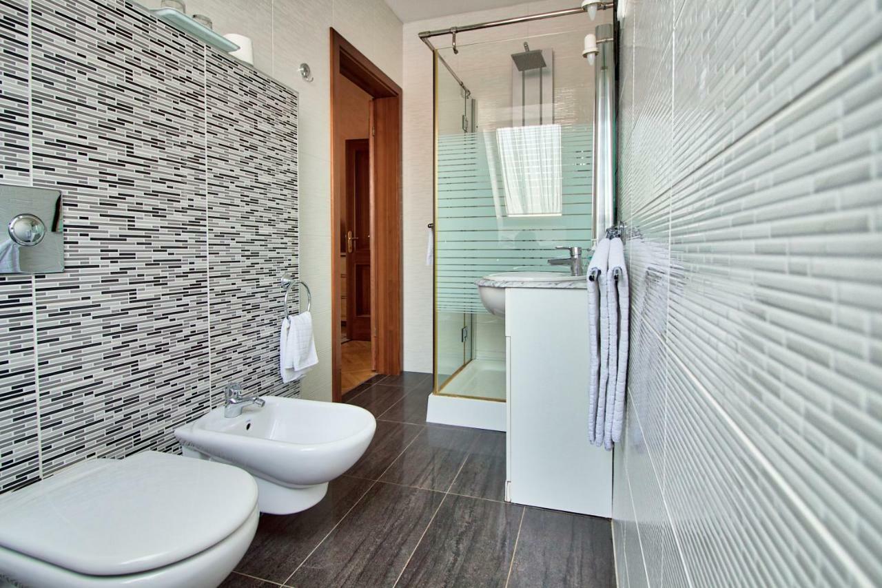 Palazzo Wellness Villa Eger Bagian luar foto